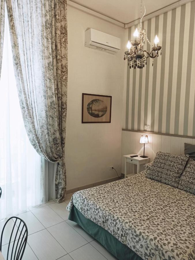 B&B Dei Decumani Наполи Екстериор снимка