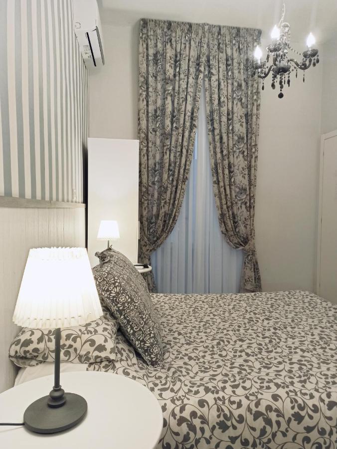 B&B Dei Decumani Наполи Екстериор снимка