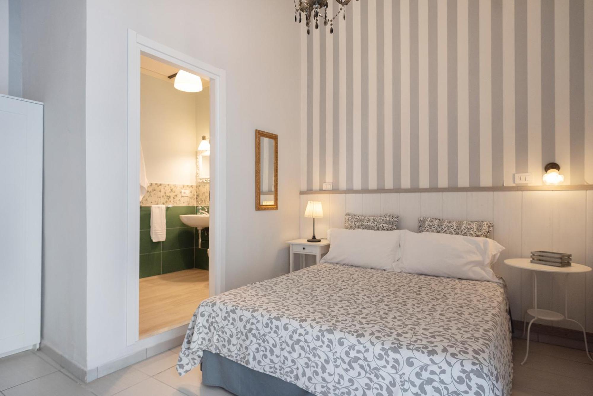 B&B Dei Decumani Наполи Екстериор снимка