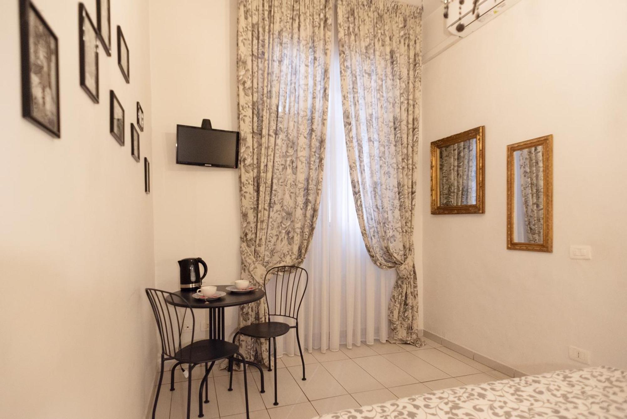 B&B Dei Decumani Наполи Екстериор снимка
