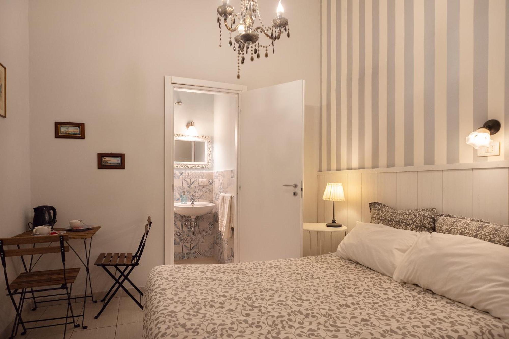 B&B Dei Decumani Наполи Екстериор снимка