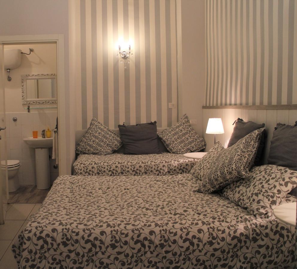 B&B Dei Decumani Наполи Екстериор снимка