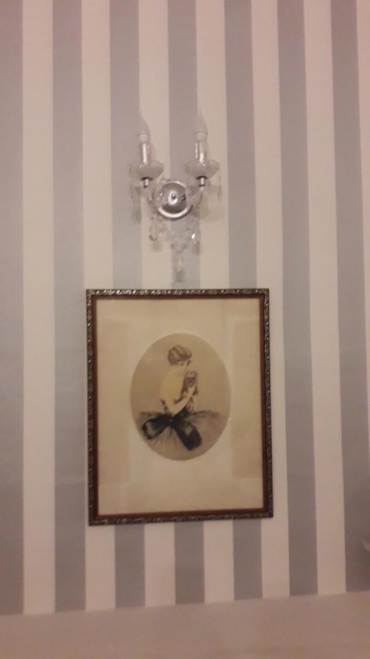 B&B Dei Decumani Наполи Екстериор снимка